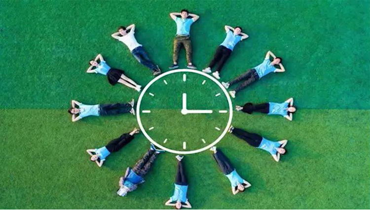 潮吹
2019届毕业视频：青春印象